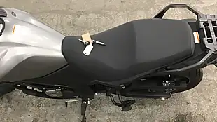Used 2021 Suzuki V-Strom Dl Grey - Interior and Exterior details 8