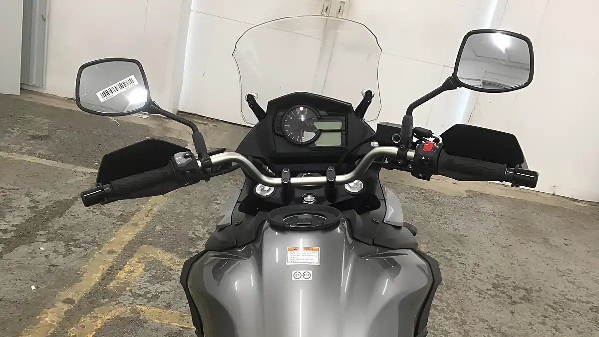 Used 2021 Suzuki V-Strom Dl Grey - Interior and Exterior details 9