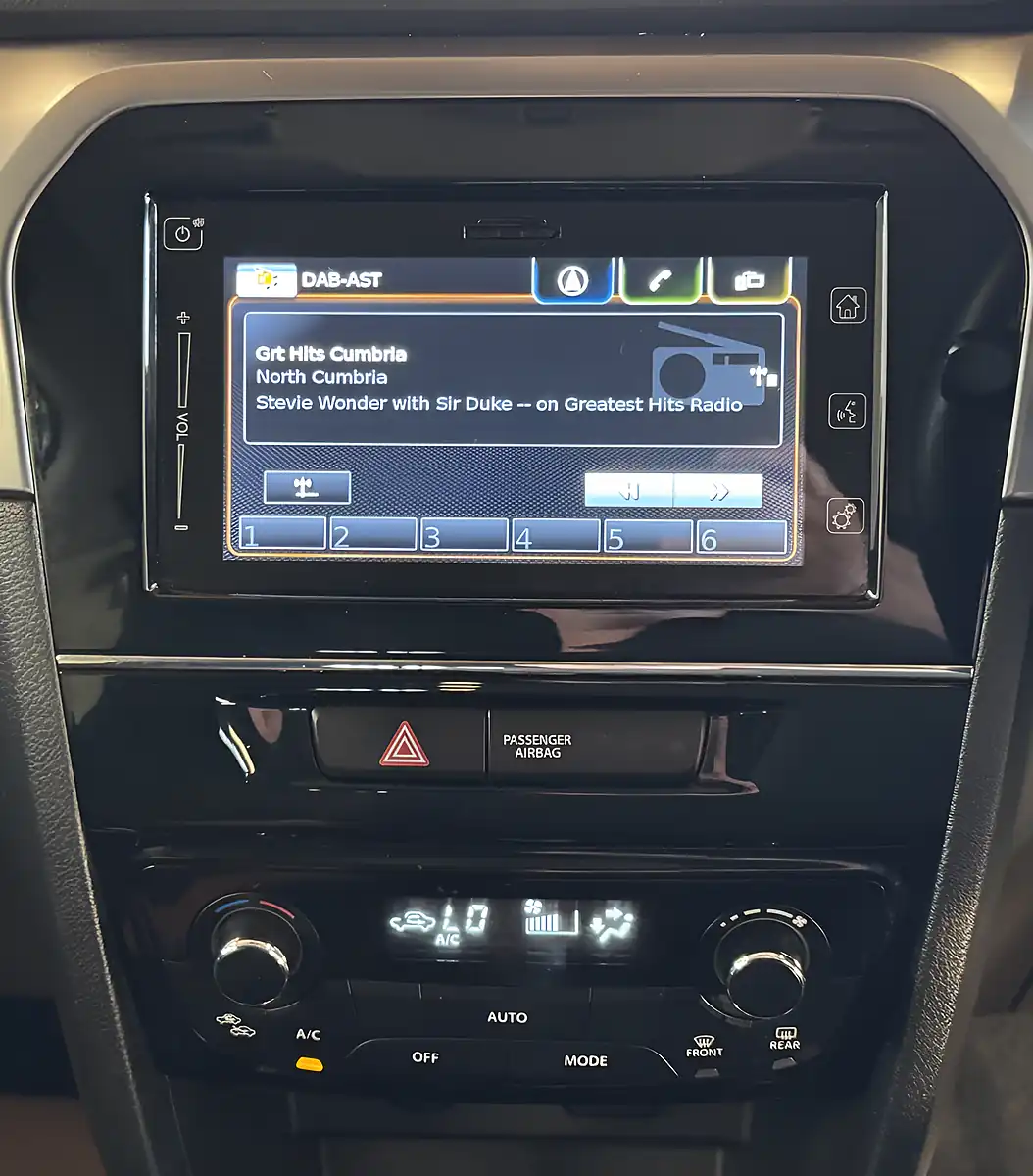 Used 2021 Suzuki Vitara Sz-T Grey - Interior and Exterior details 15