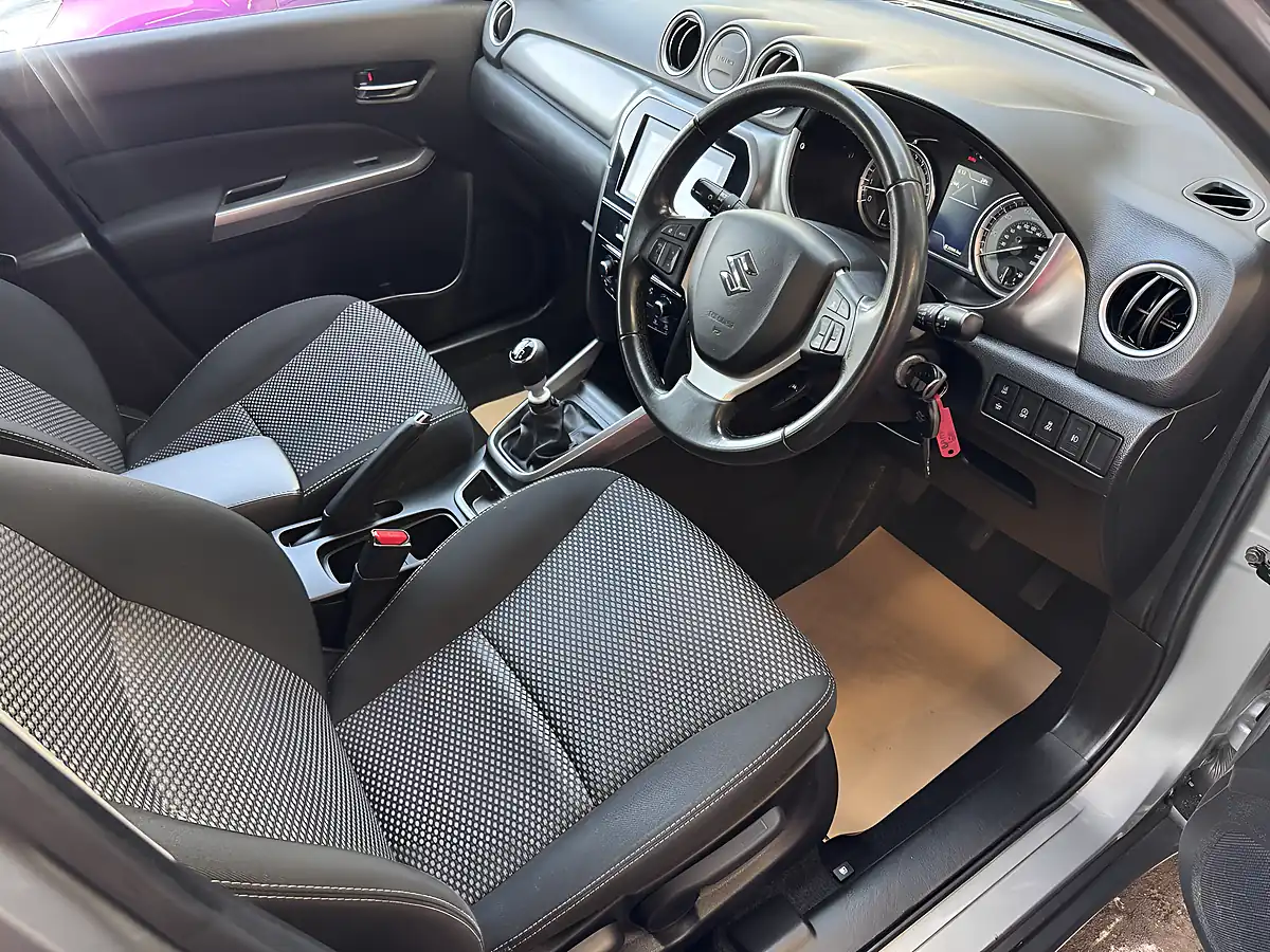 Used 2021 Suzuki Vitara Sz-T Grey - Interior and Exterior details 9