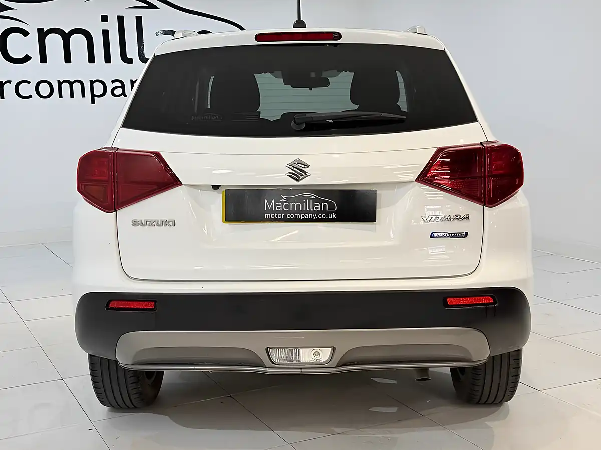 Used 2021 Suzuki Vitara Sz-T White - Interior and Exterior details 10