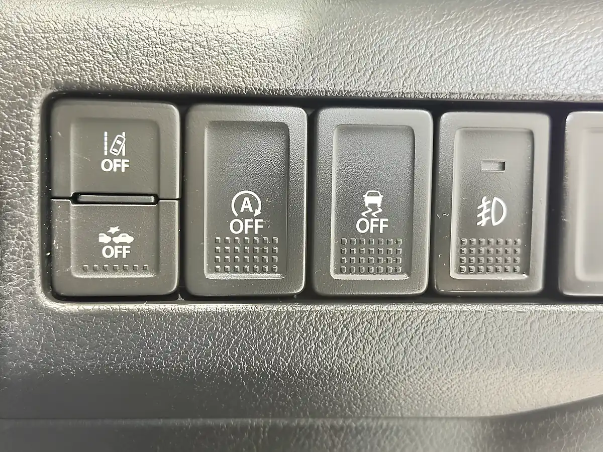 Used 2021 Suzuki Vitara Sz-T White - Interior and Exterior details 17