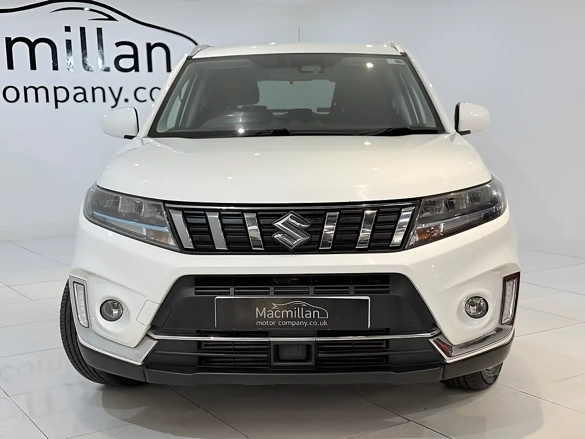 Used 2021 Suzuki Vitara Sz-T White - Interior and Exterior details 8