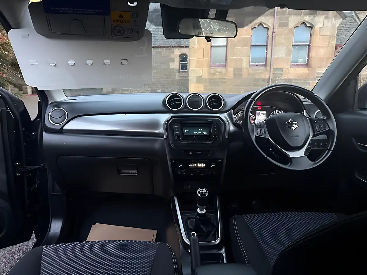 Used 2021 Suzuki Vitara SZ4 Black - Interior and Exterior details 12