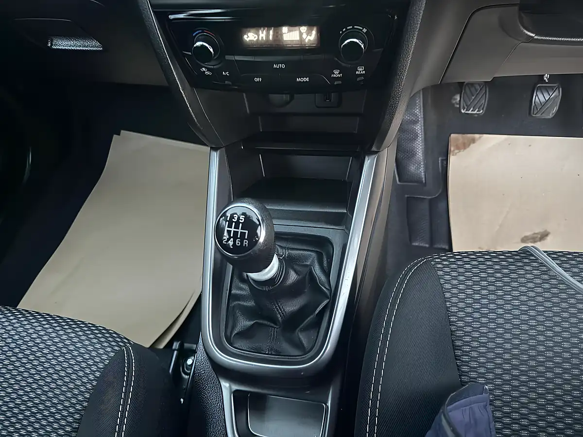 Used 2021 Suzuki Vitara SZ4 Black - Interior and Exterior details 17