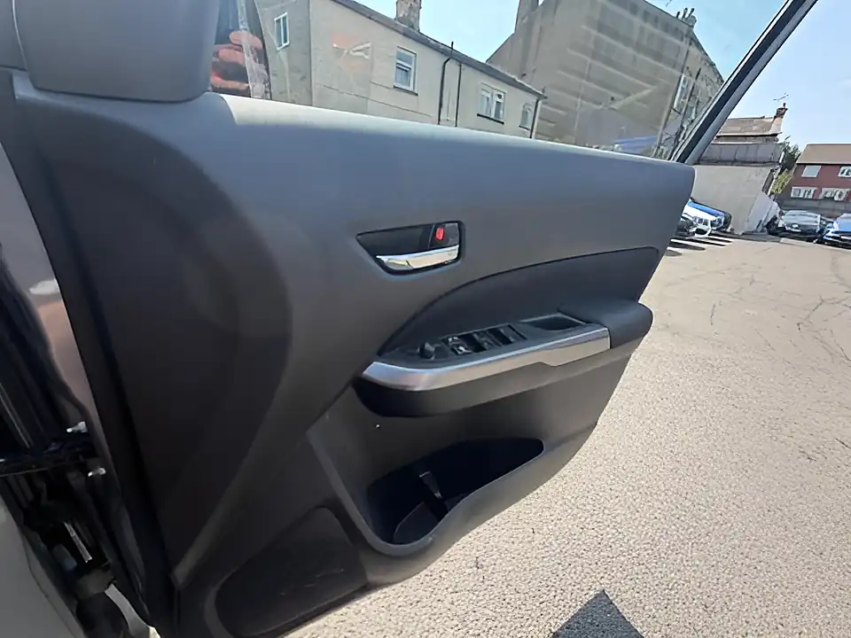 Used 2021 Suzuki Vitara SZ4 Grey - Interior and Exterior details 11