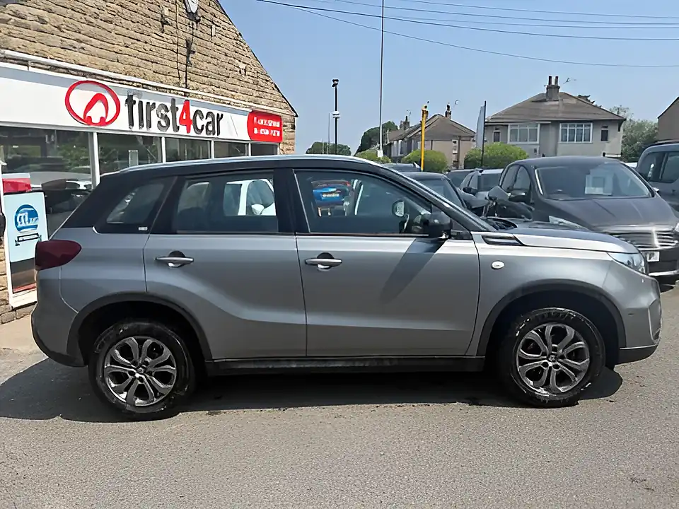Used 2021 Suzuki Vitara SZ4 Grey - Interior and Exterior details 6