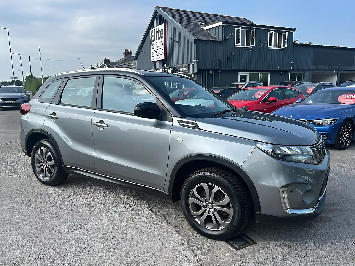 Used 2021 Suzuki Vitara SZ4 Grey - Front View