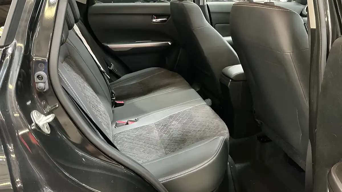 Used 2021 Suzuki Vitara SZ5 Black - Interior and Exterior details 18