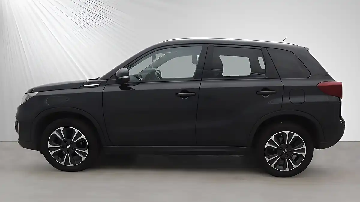 Used 2021 Suzuki Vitara SZ5 Black - Interior and Exterior details 6