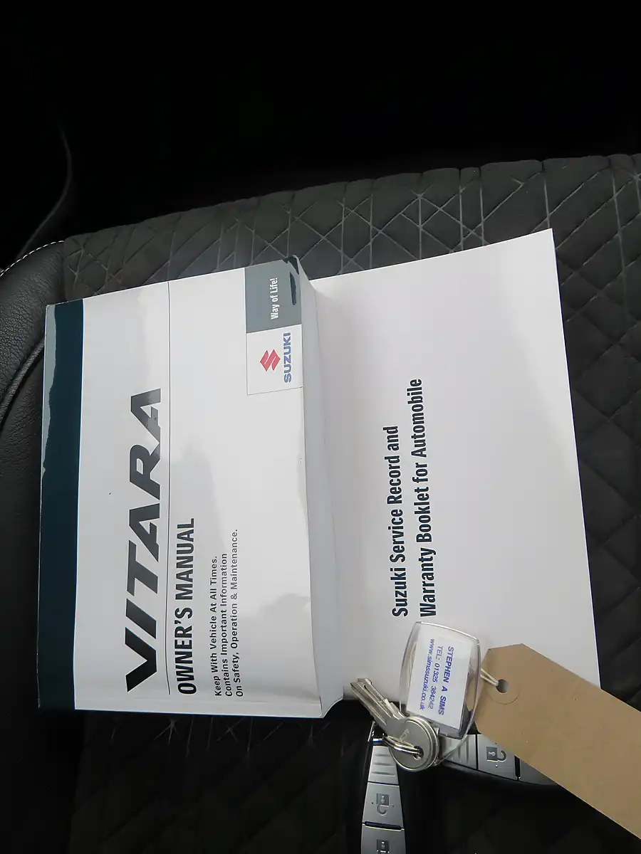 Used 2021 Suzuki Vitara SZ5 Black - Interior and Exterior details 18