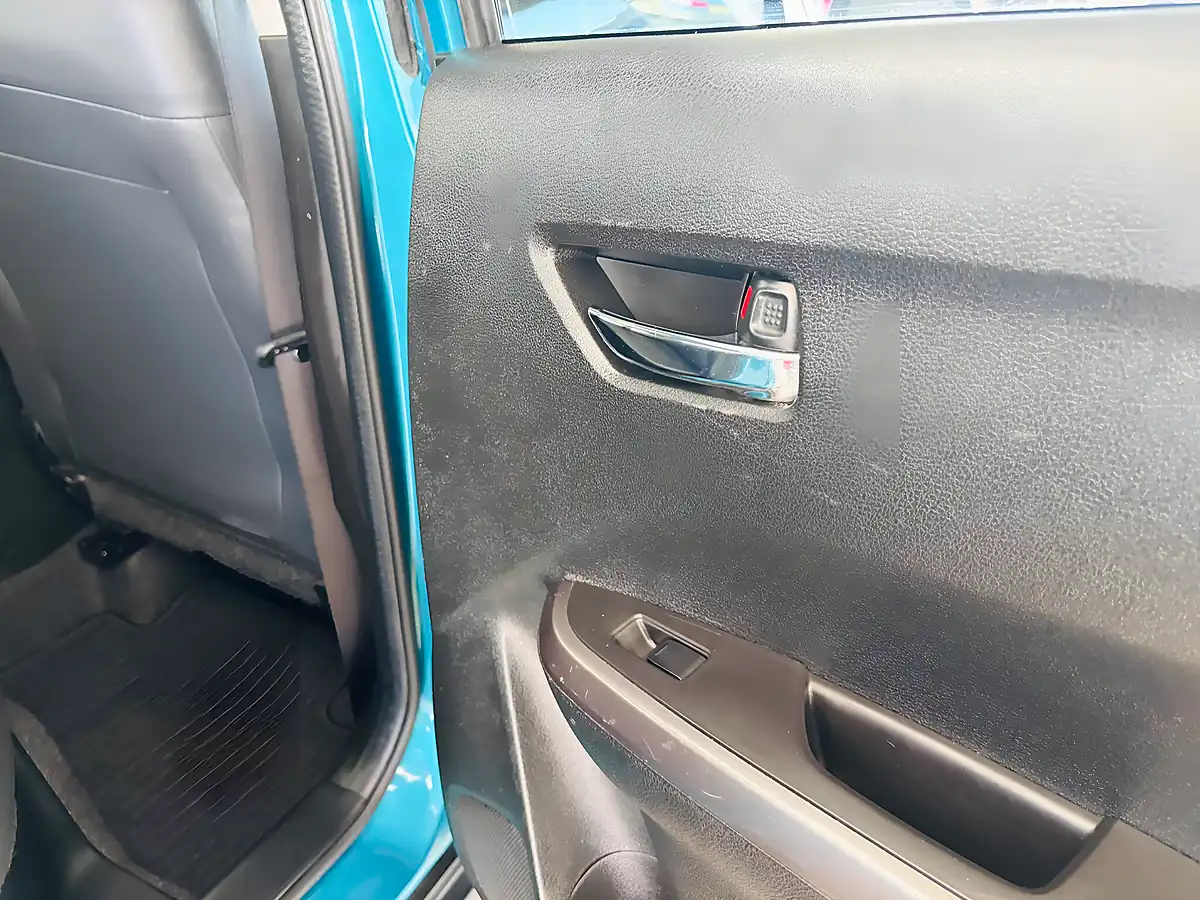 Used 2021 Suzuki Vitara SZ5 Blue - Interior and Exterior details 14