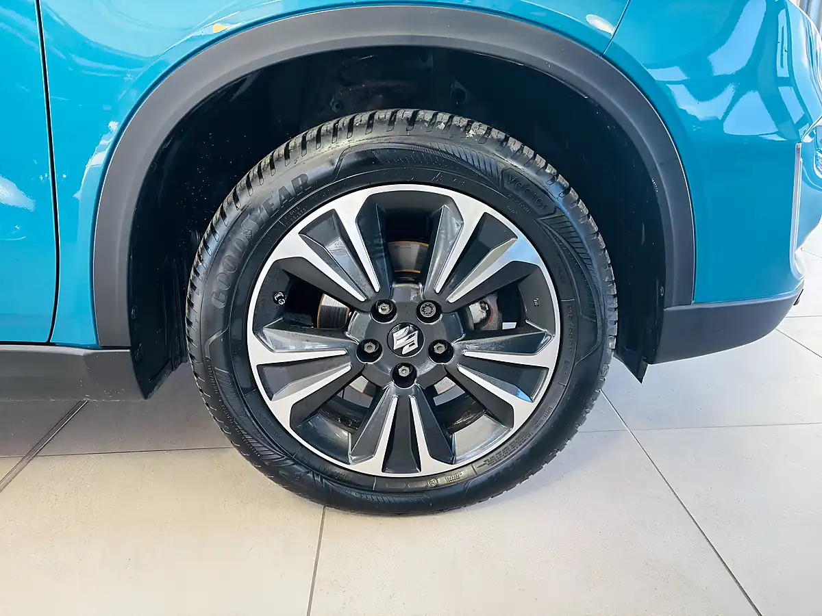 Used 2021 Suzuki Vitara SZ5 Blue - Interior and Exterior details 9