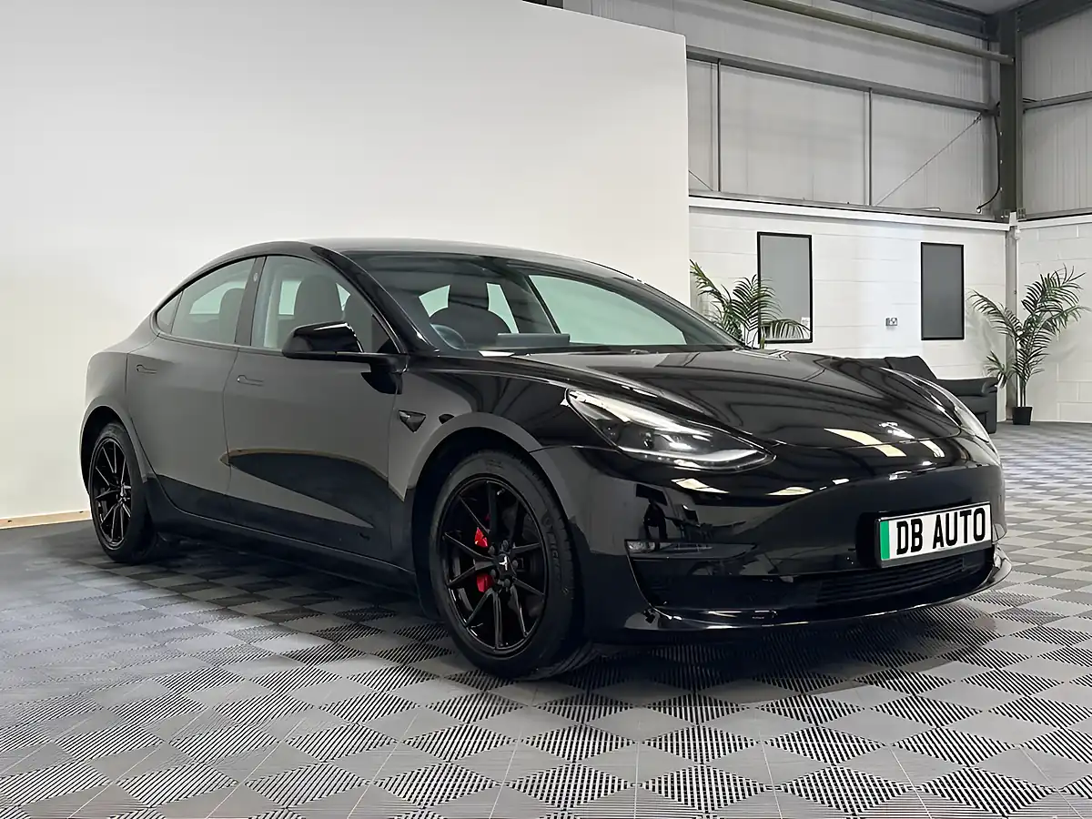 Used 2021 Tesla Model 3 Long Range Black - Interior and Exterior details 5