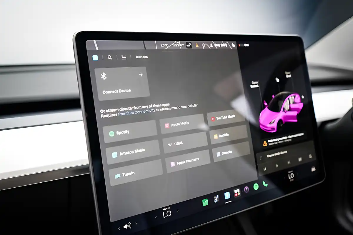 Used 2021 Tesla Model 3 Long Range Black - Interior and Exterior details 18