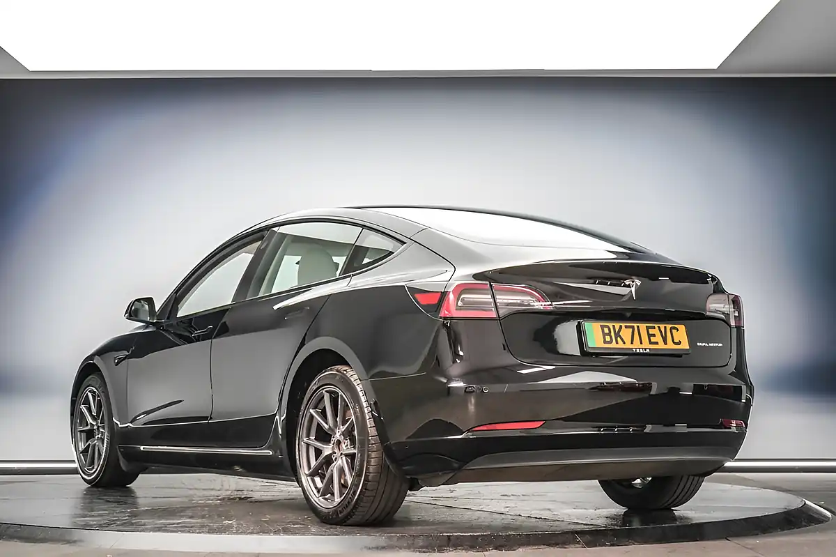 Used 2021 Tesla Model 3 Long Range Black - Interior and Exterior details 7