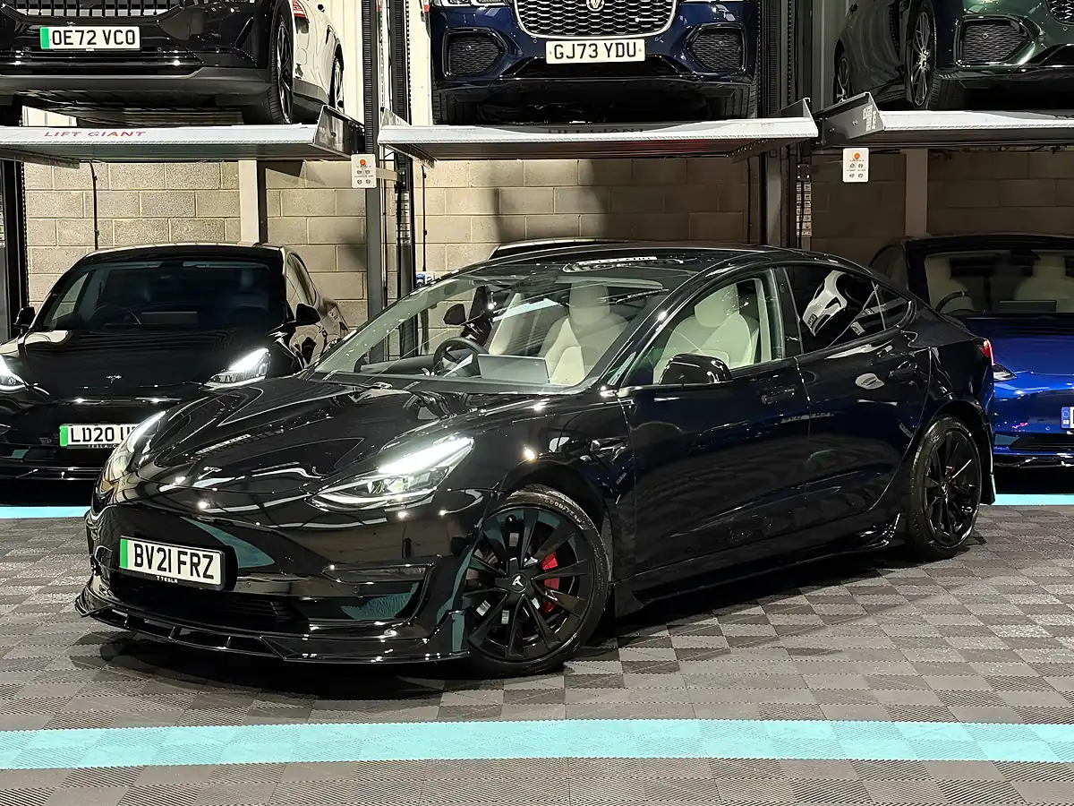 Used 2021 Tesla Model 3 Long Range Black - Interior and Exterior details 5