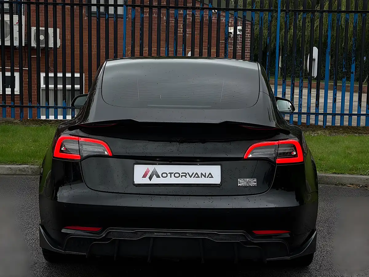 Used 2021 Tesla Model 3 Long Range Black - Interior and Exterior details 11