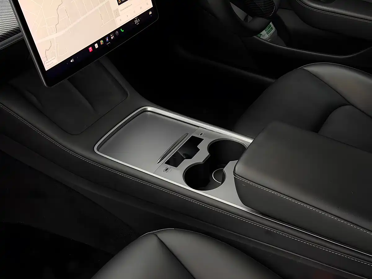 Used 2021 Tesla Model 3 Long Range Black - Interior and Exterior details 12