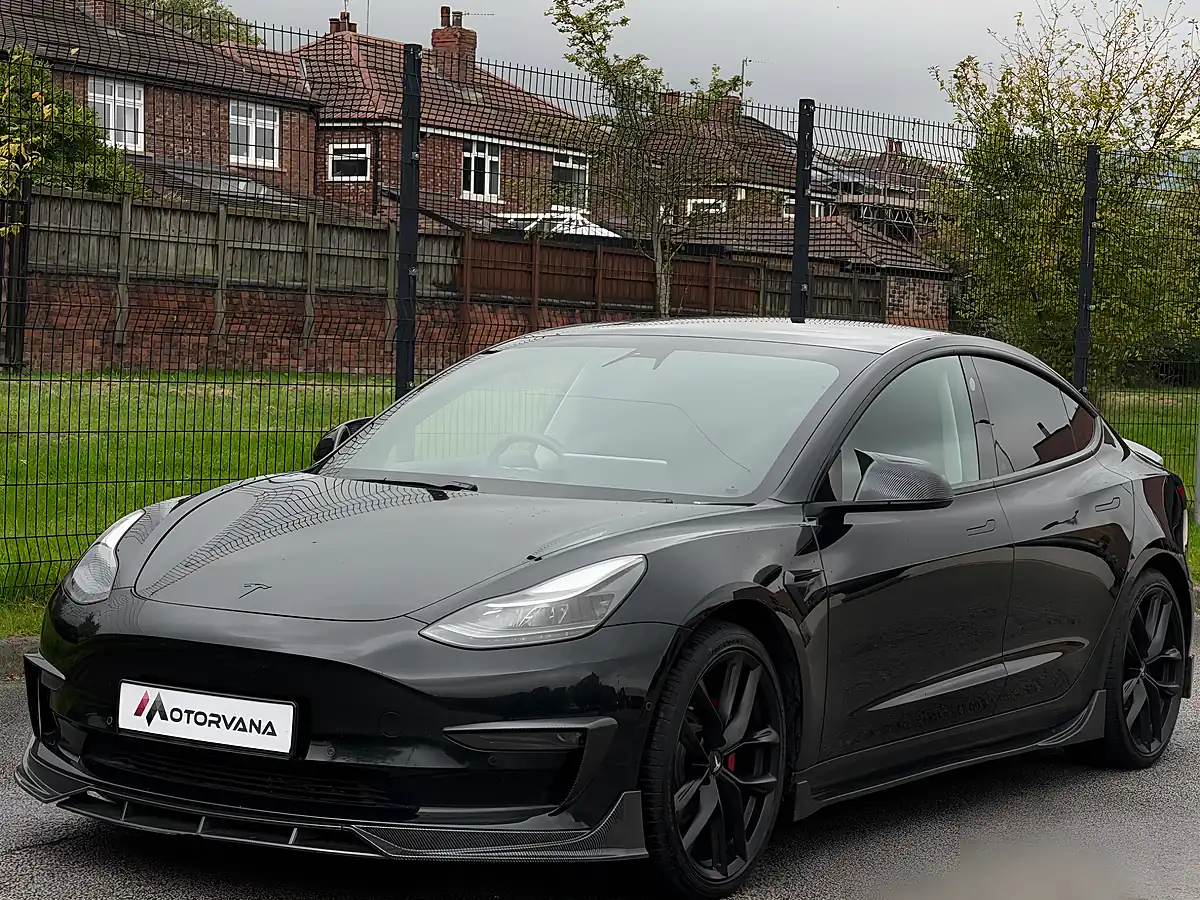 Used 2021 Tesla Model 3 Long Range Black - Interior and Exterior details 9
