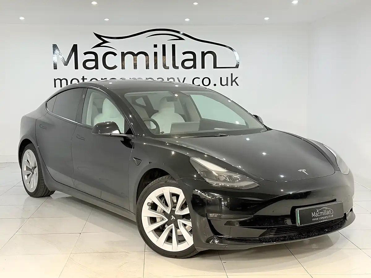 Used 2021 Tesla Model 3 Long Range Black - Front View