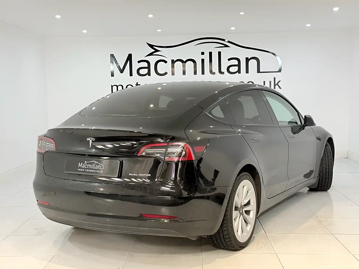 Used 2021 Tesla Model 3 Long Range Black - Interior and Exterior details 10