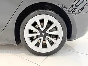 Used 2021 Tesla Model 3 Long Range Black - Interior and Exterior details 12
