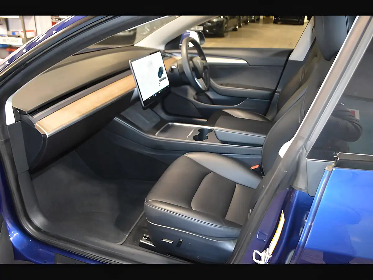 Used 2021 Tesla Model 3 Long Range Blue - Interior and Exterior details 13
