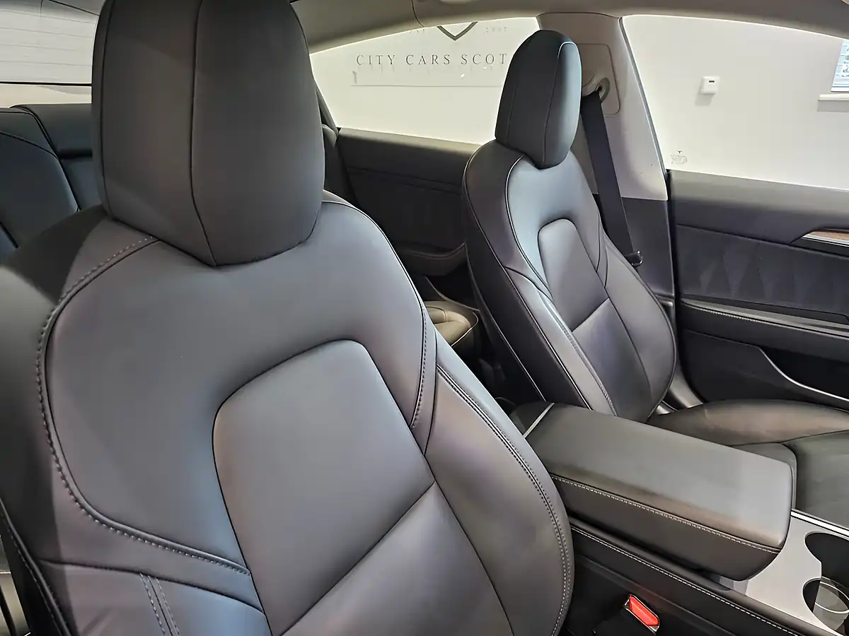 Used 2021 Tesla Model 3 Long Range Blue - Interior and Exterior details 16