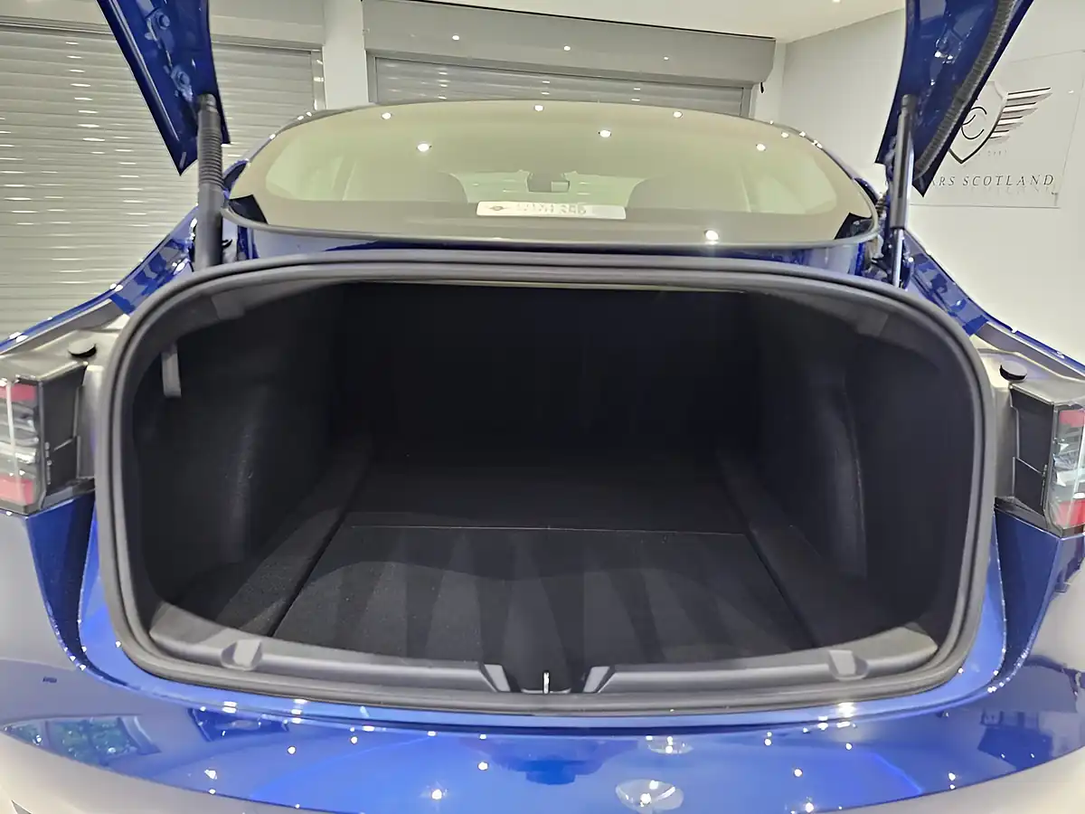 Used 2021 Tesla Model 3 Long Range Blue - Interior and Exterior details 19
