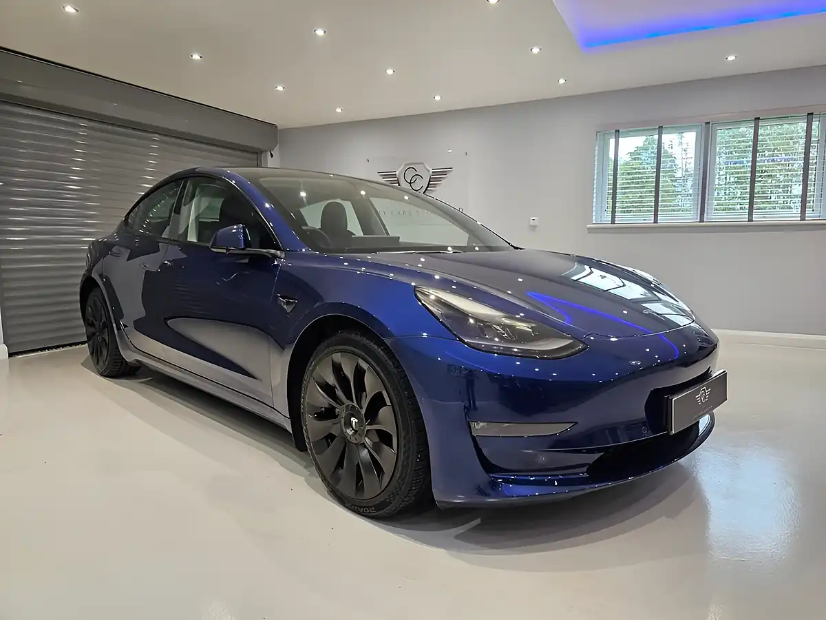 Used 2021 Tesla Model 3 Long Range Blue - Interior and Exterior details 3