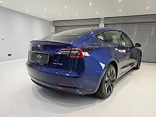 Used 2021 Tesla Model 3 Long Range Blue - Interior and Exterior details 4
