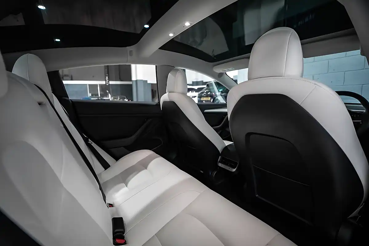 Used 2021 Tesla Model 3 Long Range Blue - Interior and Exterior details 13