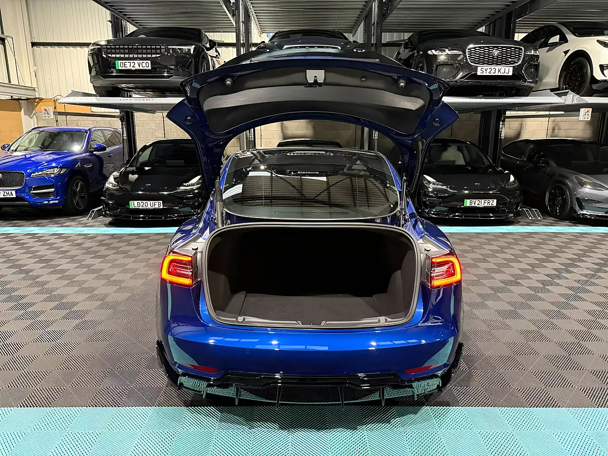 Used 2021 Tesla Model 3 Long Range Blue - Interior and Exterior details 19