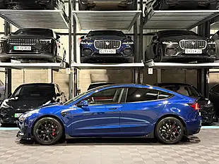 Used 2021 Tesla Model 3 Long Range Blue - Interior and Exterior details 6