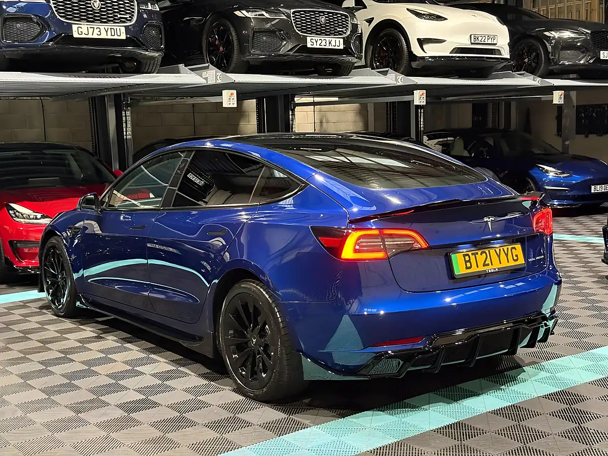 Used 2021 Tesla Model 3 Long Range Blue - Interior and Exterior details 7
