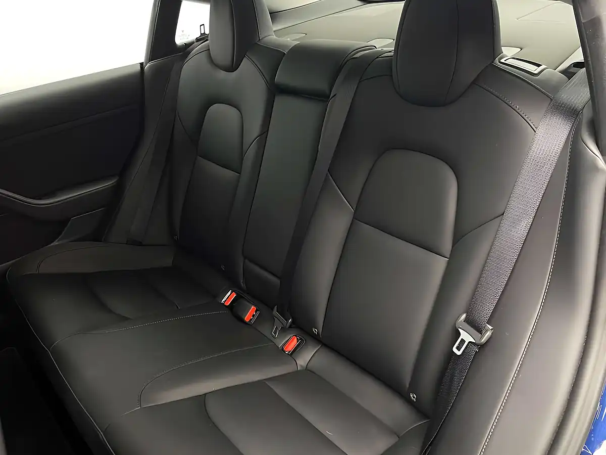 Used 2021 Tesla Model 3 Long Range Blue - Interior and Exterior details 19