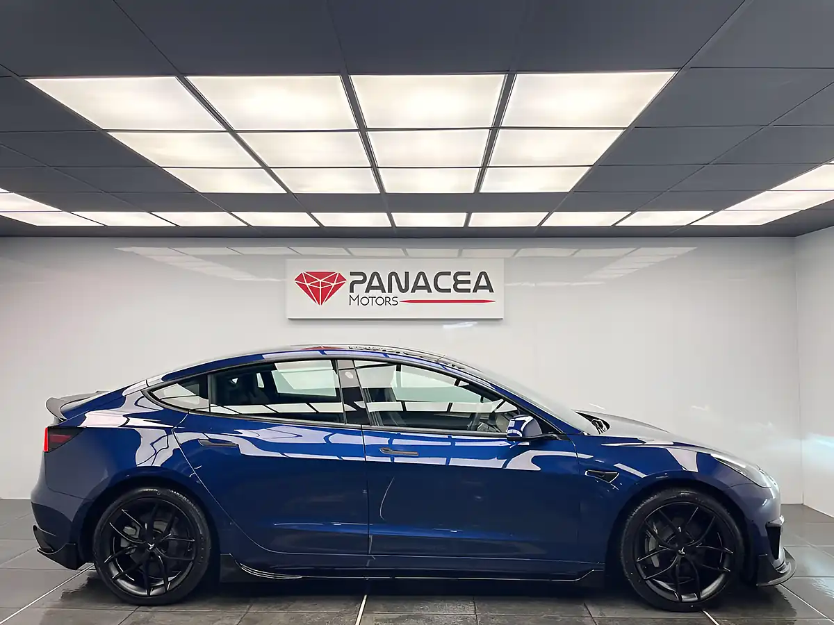 Used 2021 Tesla Model 3 Long Range Blue - Interior and Exterior details 2