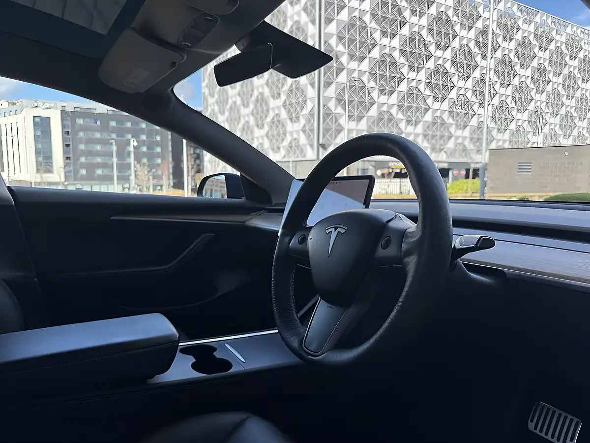 Used 2021 Tesla Model 3 Long Range Blue - Interior and Exterior details 12