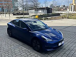 Used 2021 Tesla Model 3 Long Range Blue - Interior and Exterior details 3