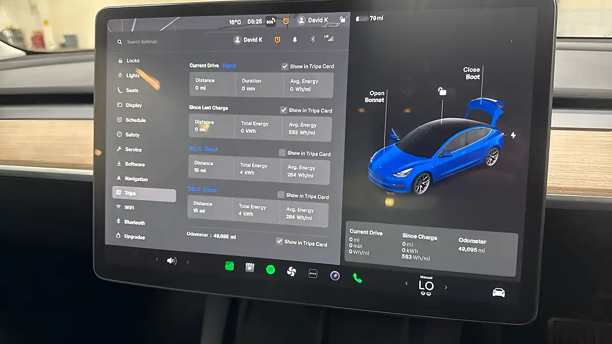 Used 2021 Tesla Model 3 Long Range Blue - Interior and Exterior details 17