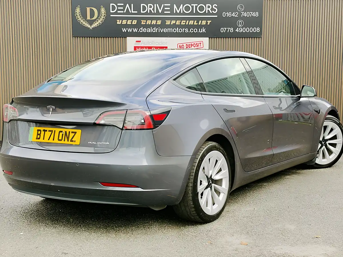 Used 2021 Tesla Model 3 Long Range Grey - Interior and Exterior details 7