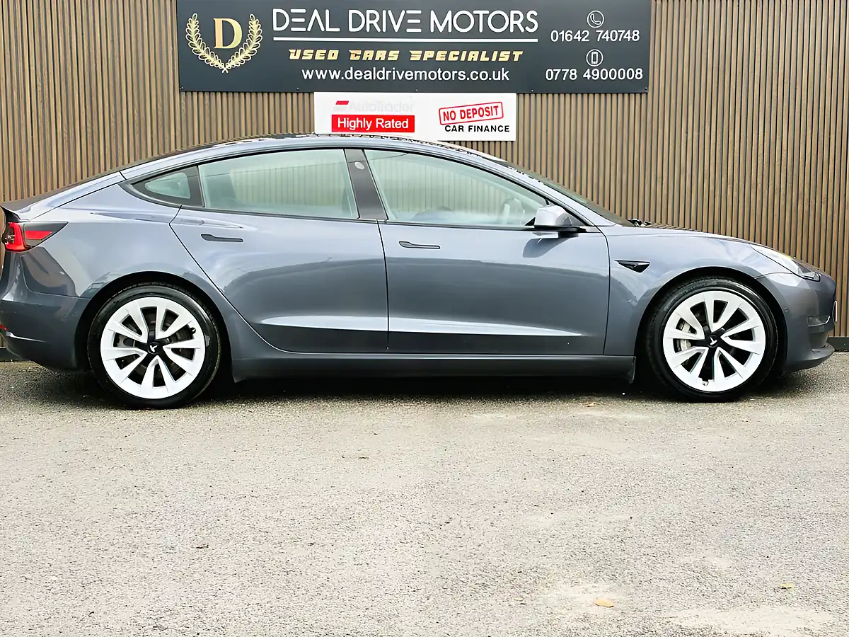 Used 2021 Tesla Model 3 Long Range Grey - Interior and Exterior details 8