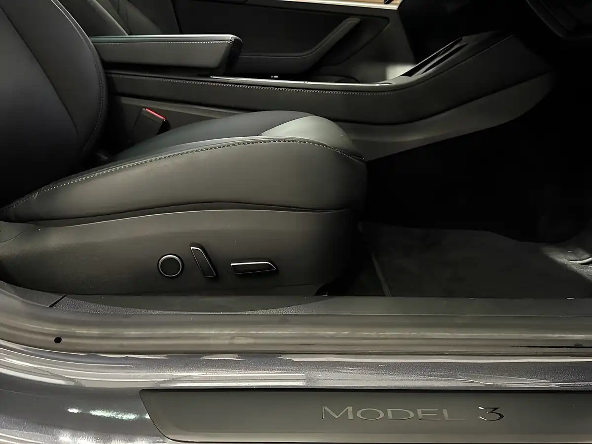 Used 2021 Tesla Model 3 Long Range Grey - Interior and Exterior details 10