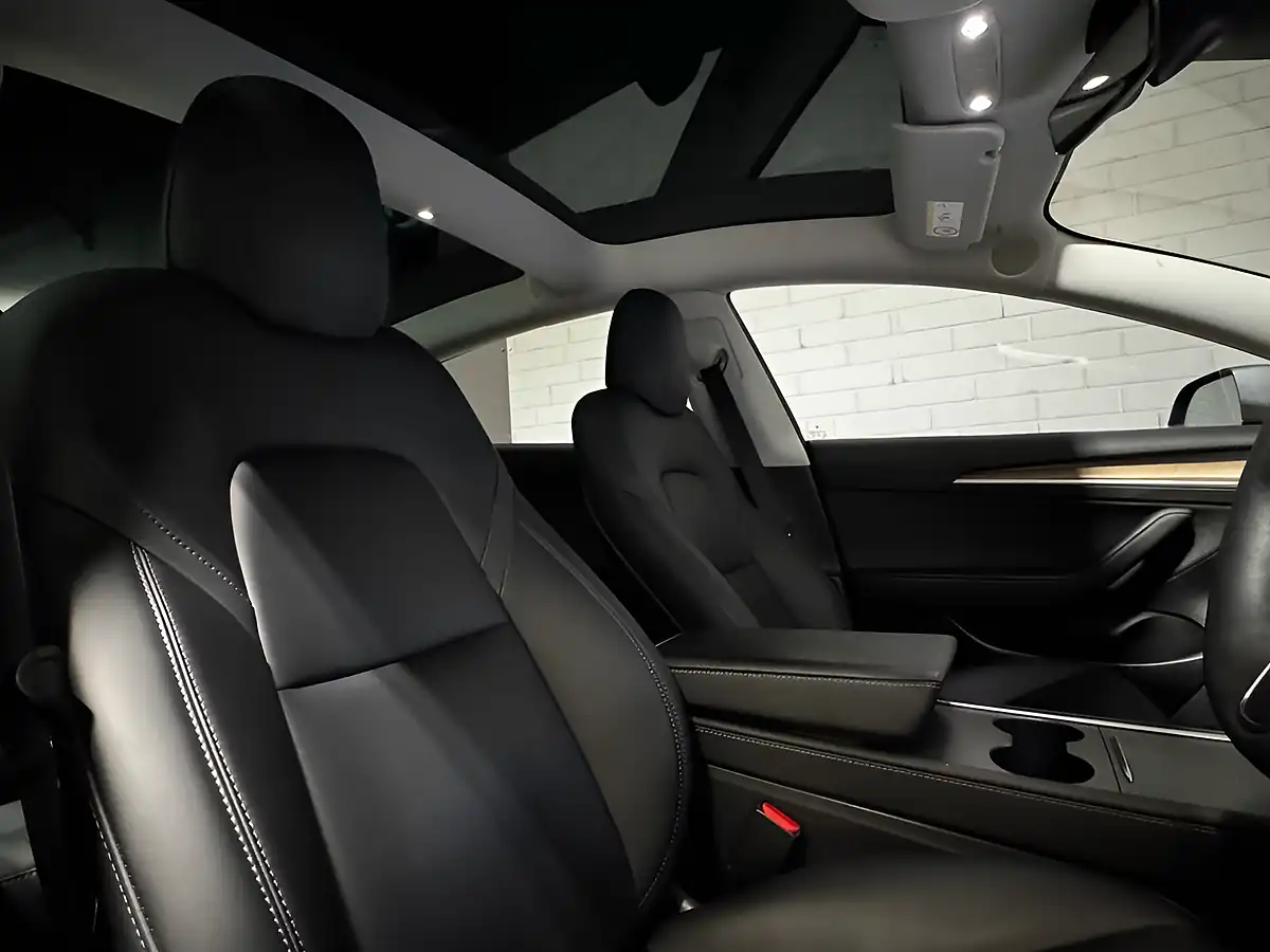 Used 2021 Tesla Model 3 Long Range Grey - Interior and Exterior details 4