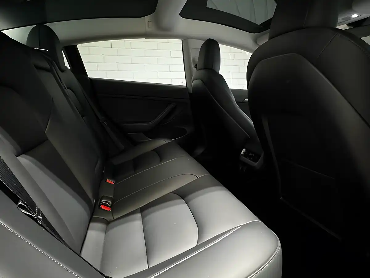 Used 2021 Tesla Model 3 Long Range Grey - Interior and Exterior details 7