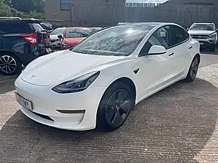 Used 2021 Tesla Model 3 Long Range Pearl White - Interior and Exterior details 4