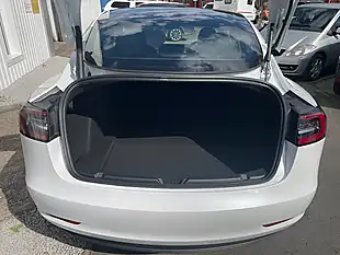 Used 2021 Tesla Model 3 Long Range Pearl White - Interior and Exterior details 9