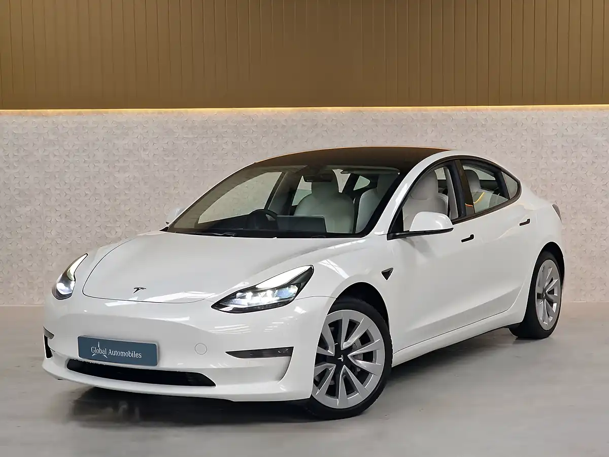 Used 2021 Tesla Model 3 Long Range Pearl White Metallic - Interior and Exterior details 11