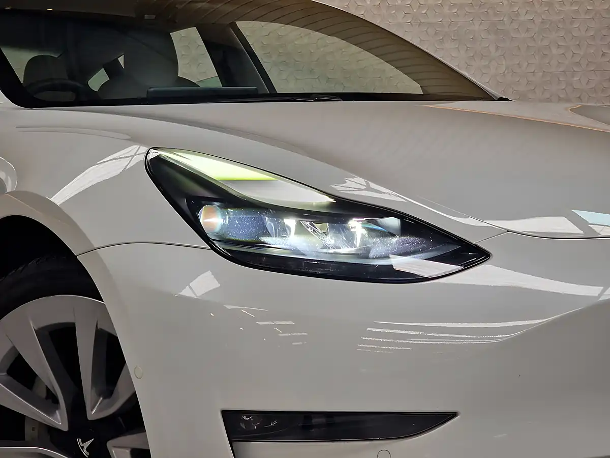Used 2021 Tesla Model 3 Long Range Pearl White Metallic - Interior and Exterior details 17
